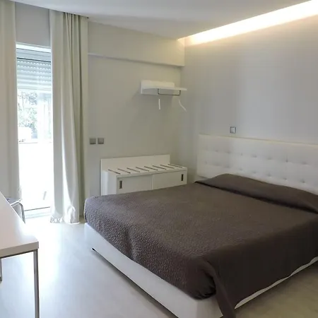 Fatima Guesthouse 3*